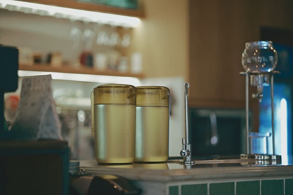 glass water counter
